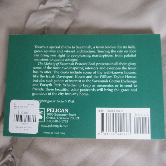 NWT book of postcards - Picture 4 of 5